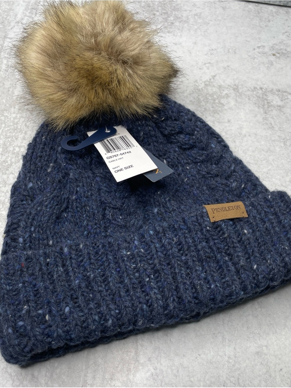 PENDLETON Lambswool Cable Knit Beanie One Size Blue Faux Fur Pom Stretch NWT